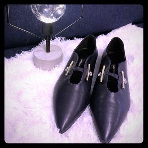 Vintage Nine West Navy Flats size 6